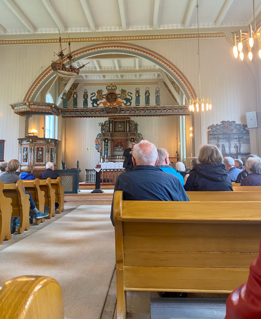 Øksendal kyrkje